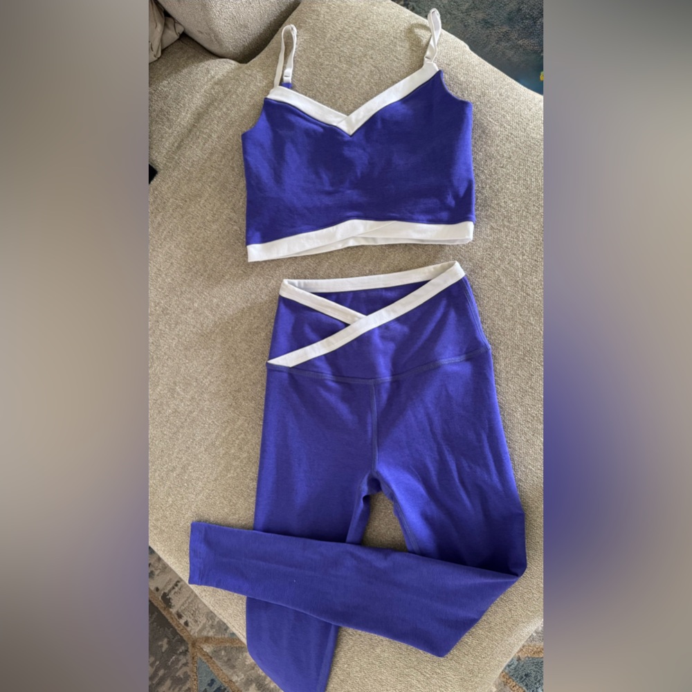 Beyond Yoga Purple and White Cropped Tank & Leggings Set